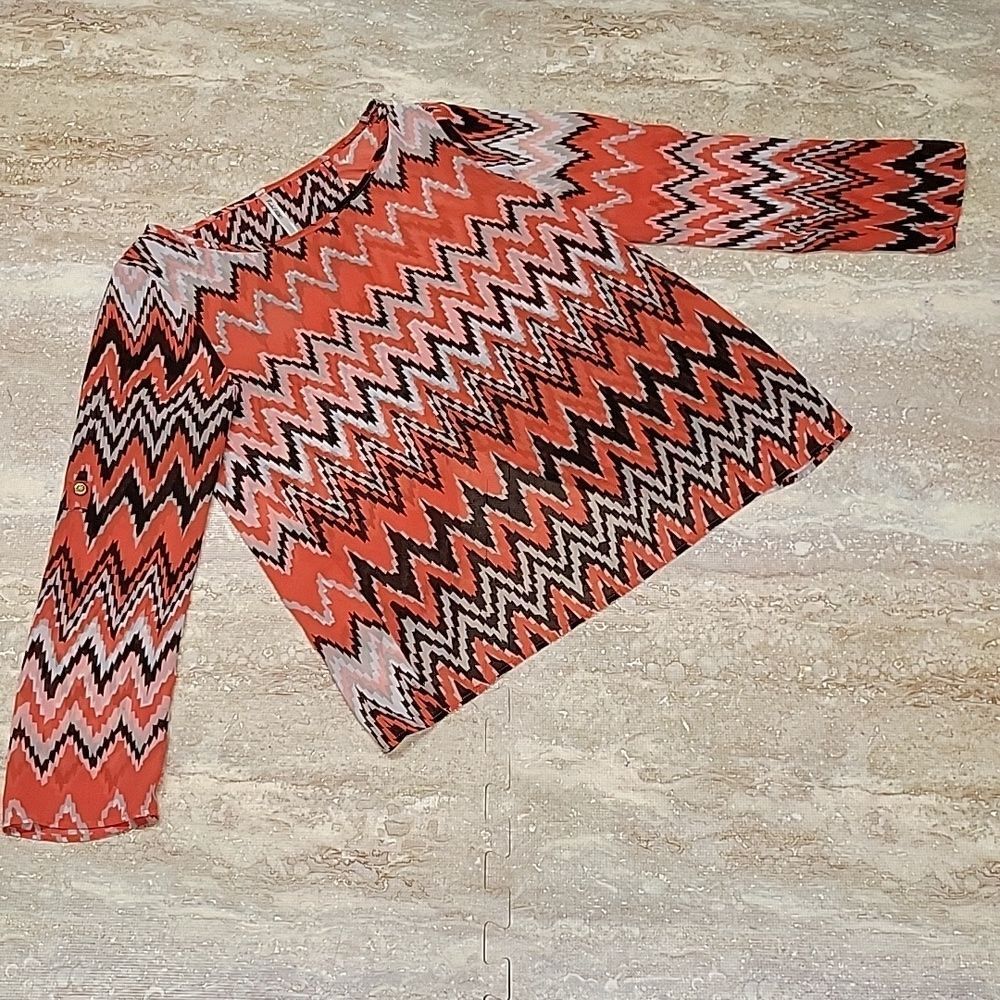RACHEL KATE WOMANS POLLY LIGHT TOP SIZE MEDIUM